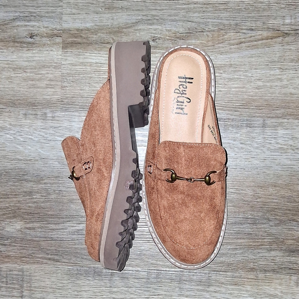 Corkys 'Wingin It' Mule Loafers